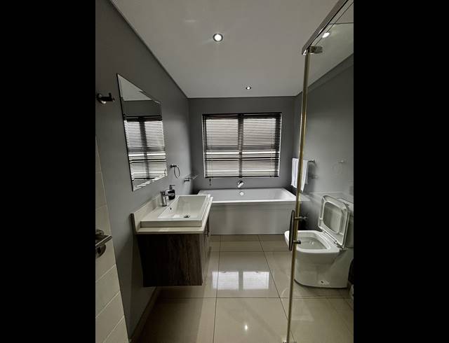 1 BEDROOM APARTMENT FOR SALE IN BROADACRES